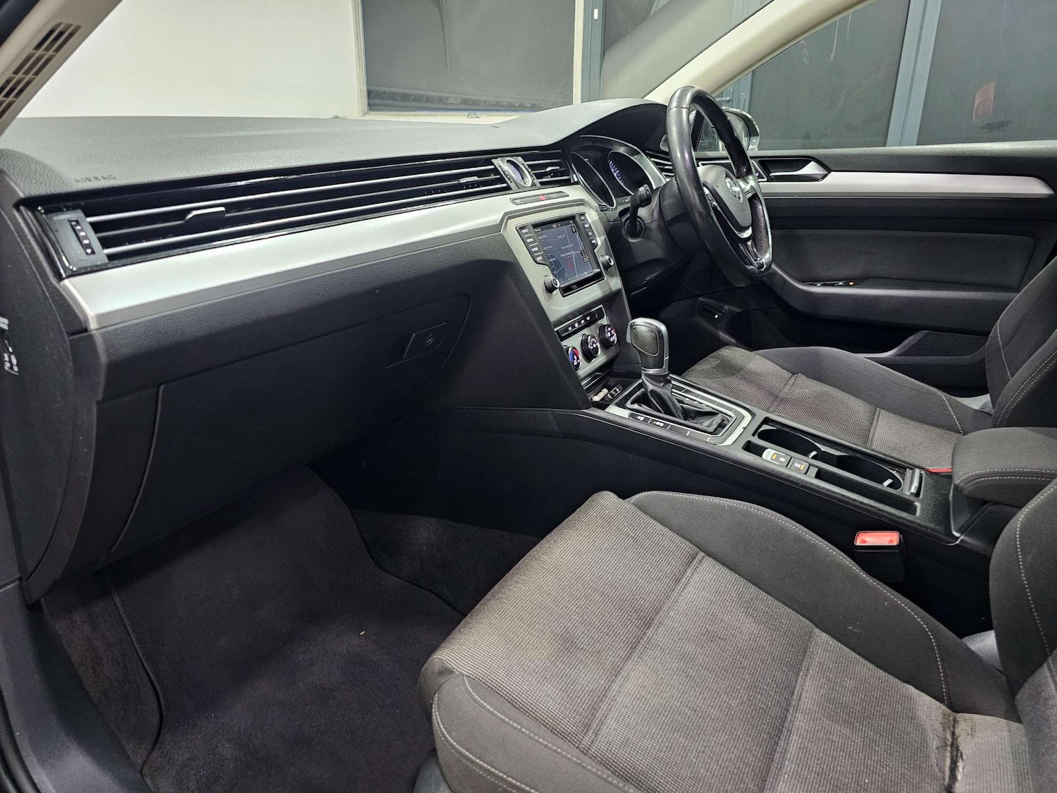 Used Volkswagen Passat 2017 for sale - 77547690: Photo 70