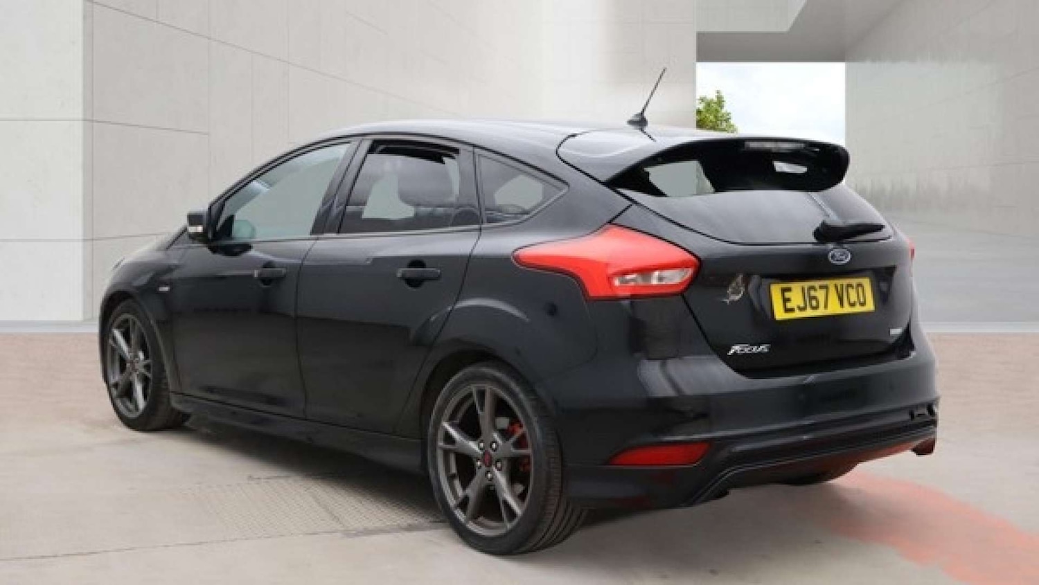 Used Ford Focus 2017 for sale - 78218178: Photo 3