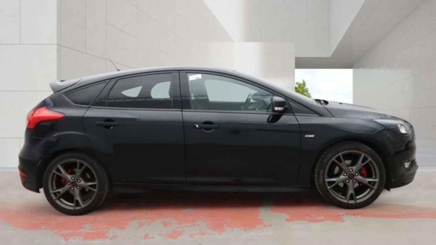 Used Ford Focus 2017 for sale - 78218178: Photo 5