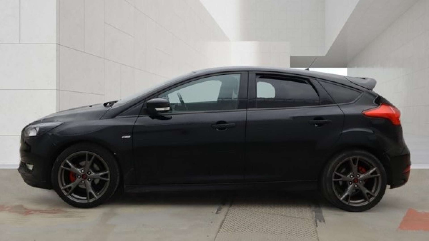 Used Ford Focus 2017 for sale - 78218178: Photo 6