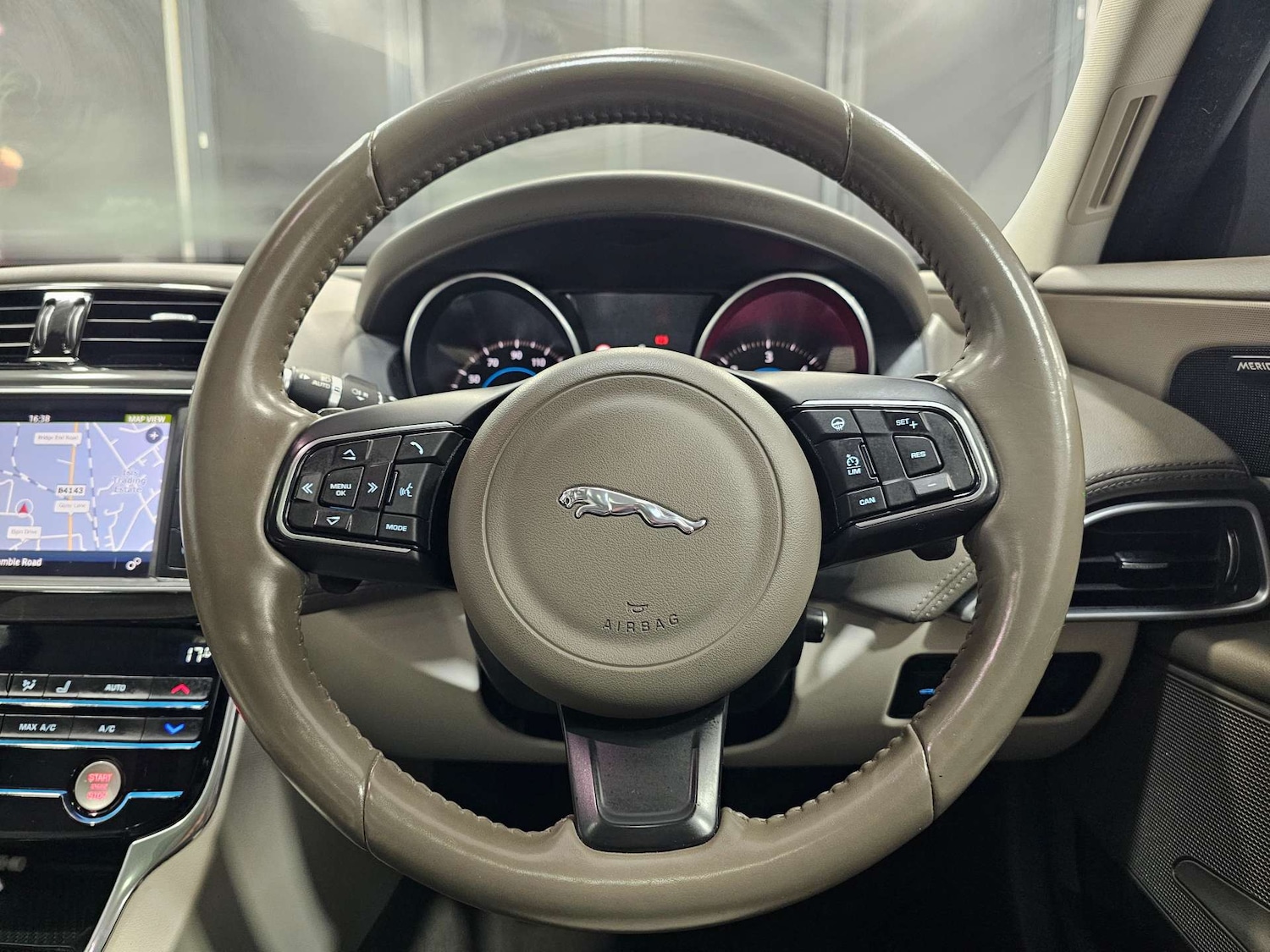 Used Jaguar XE 2017 for sale - 77025203: Photo 55