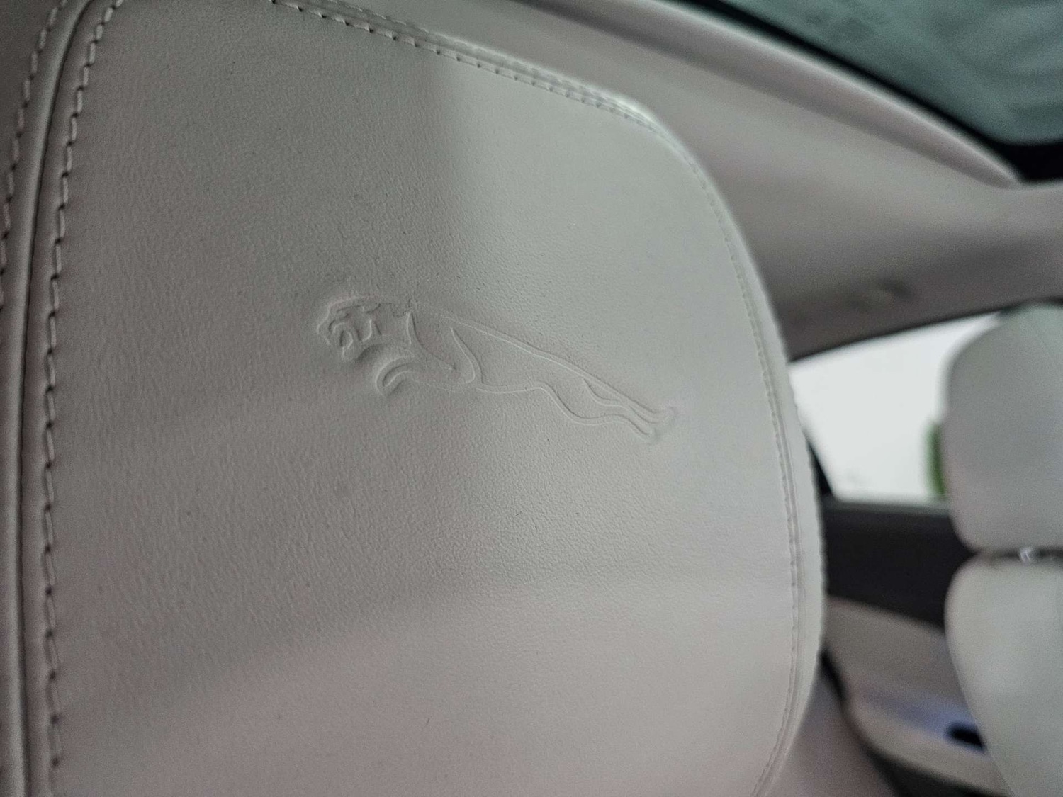 Used Jaguar XE 2017 for sale - 77025203: Photo 69