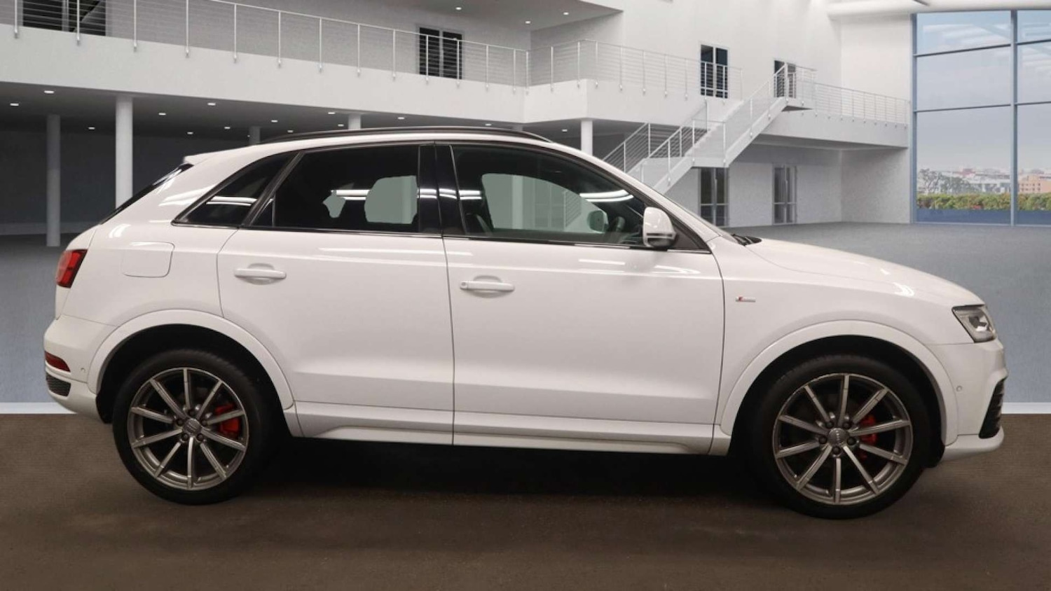 Used Audi Q3 2015 for sale - 77542670: Photo 7