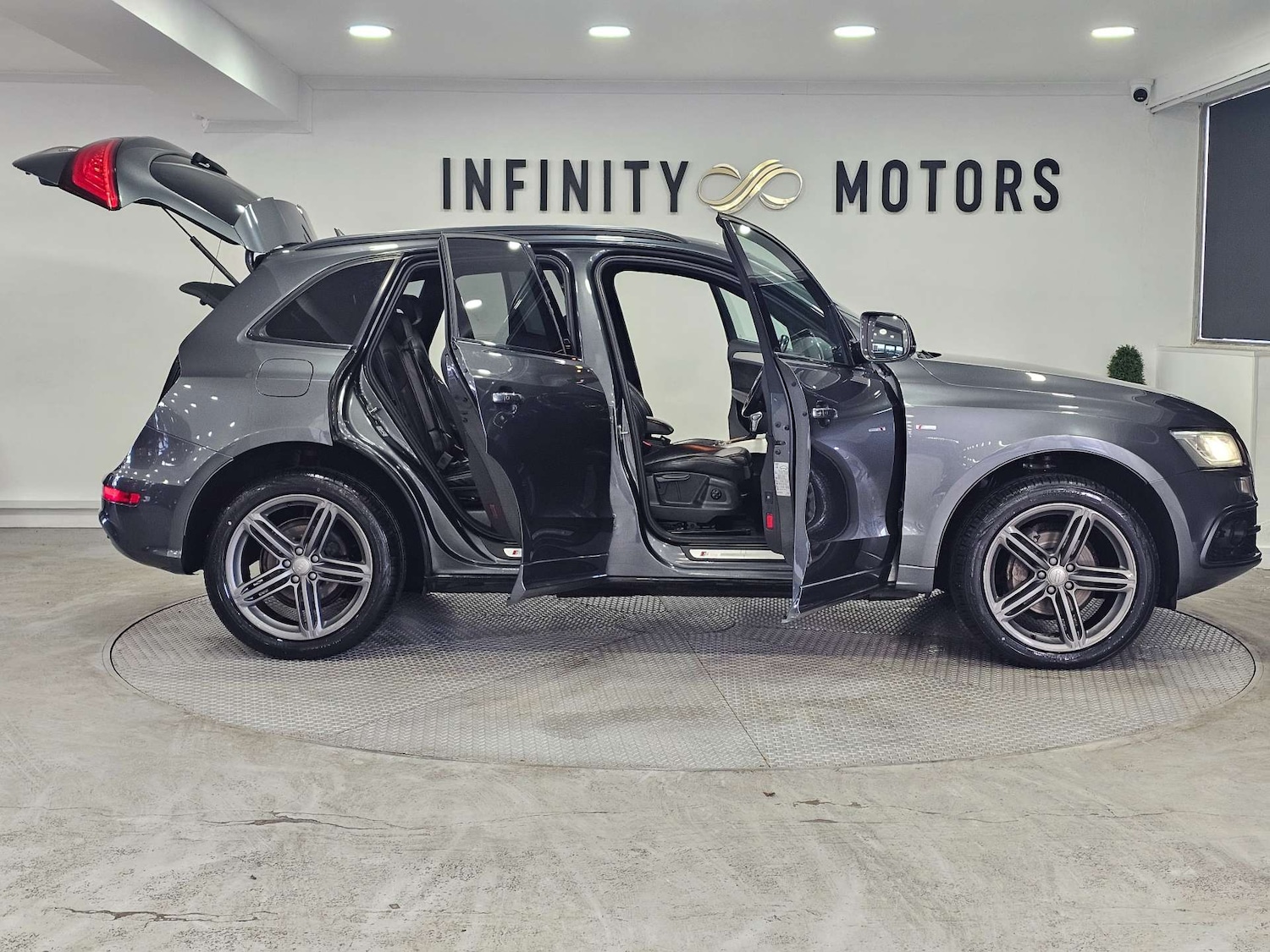 Used Audi Q5 2016 for sale - 77406147: Photo 41