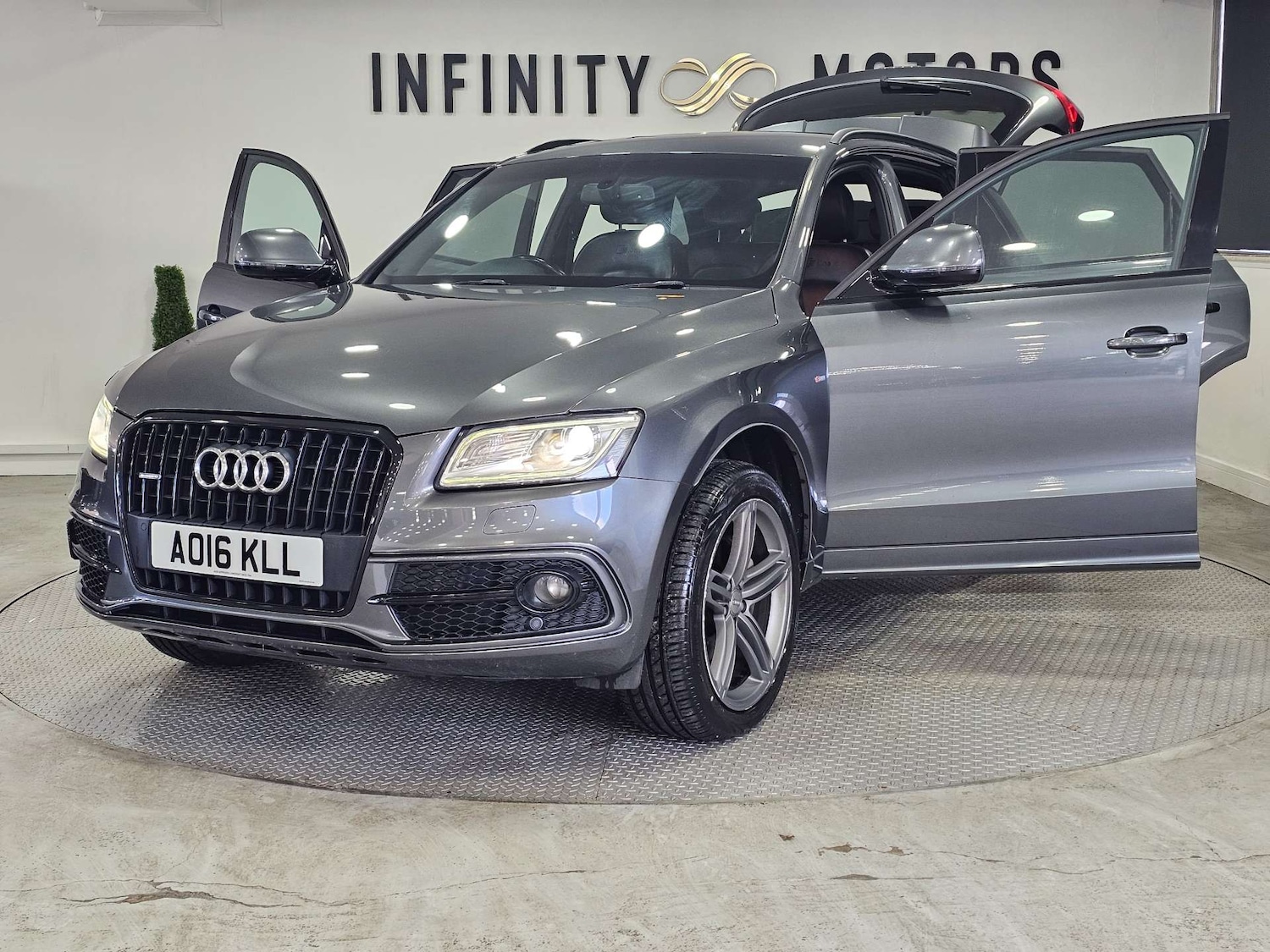 Used Audi Q5 2016 for sale - 77406147: Photo 44