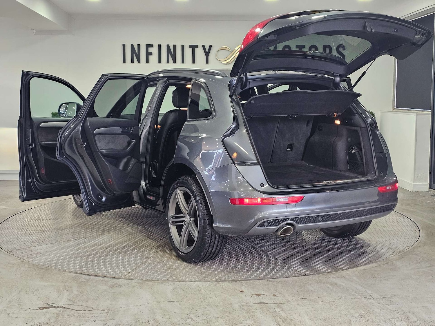 Used Audi Q5 2016 for sale - 77406147: Photo 46