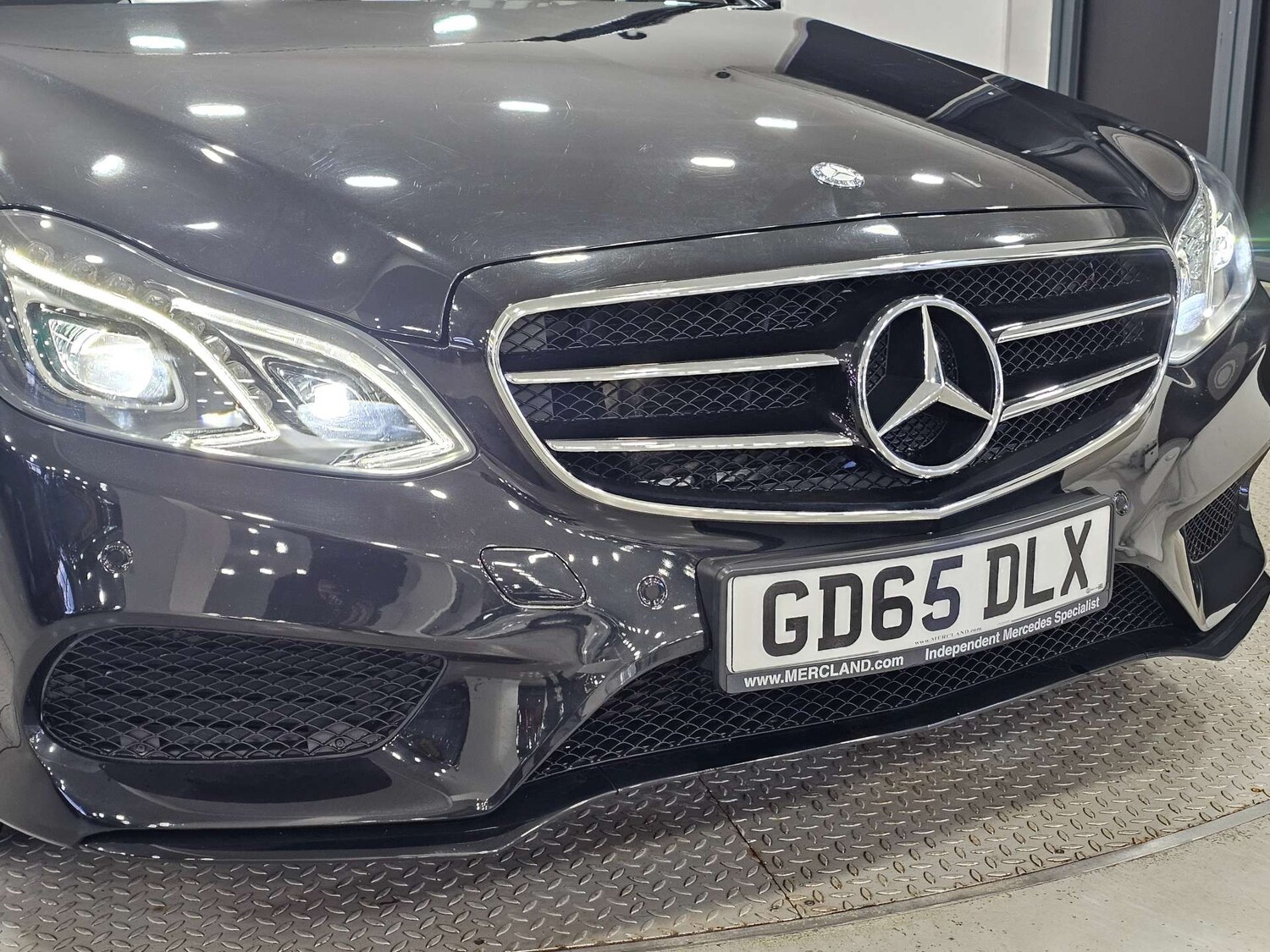 Used Mercedes-Benz E Class 2015 for sale - 77477845: Photo 17