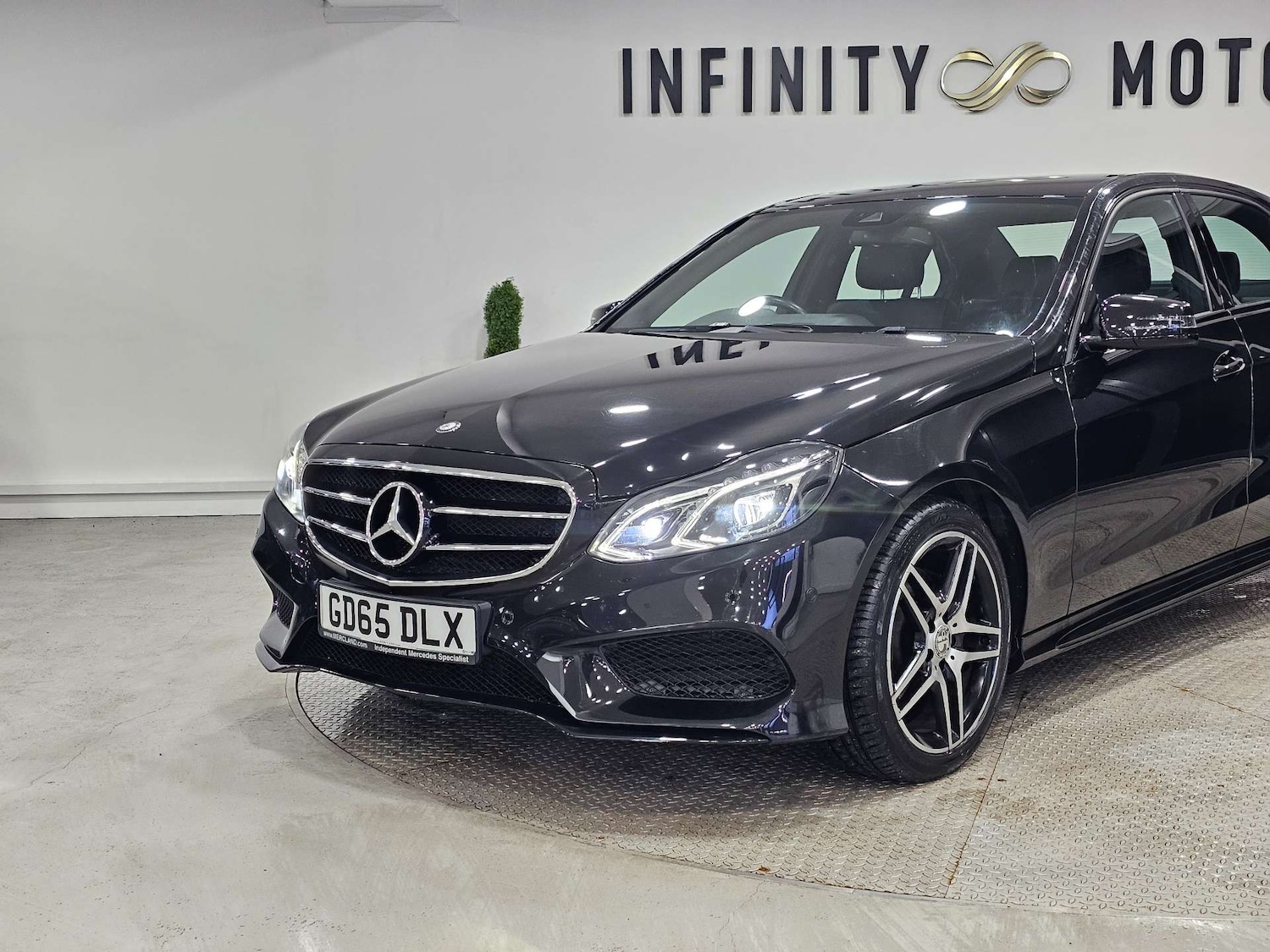 Used Mercedes-Benz E Class 2015 for sale - 77477845: Photo 19