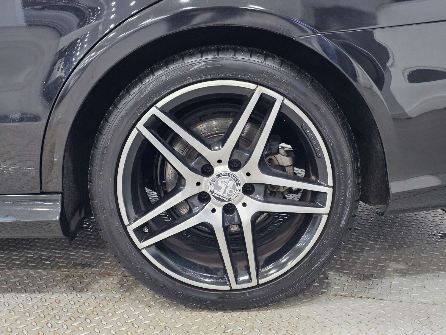 Used Mercedes-Benz E Class 2015 for sale - 77477845: Photo 26