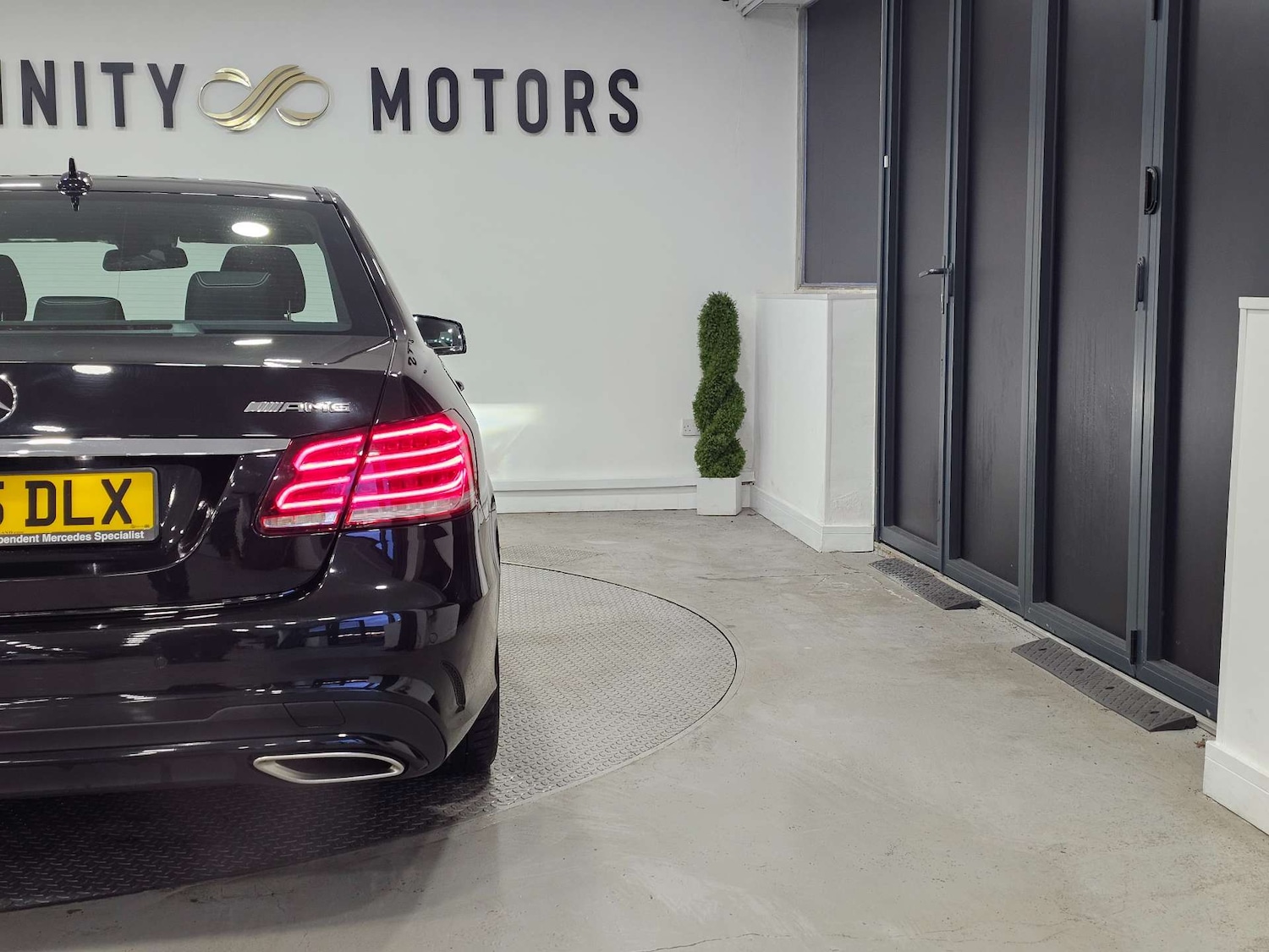 Used Mercedes-Benz E Class 2015 for sale - 77477845: Photo 30