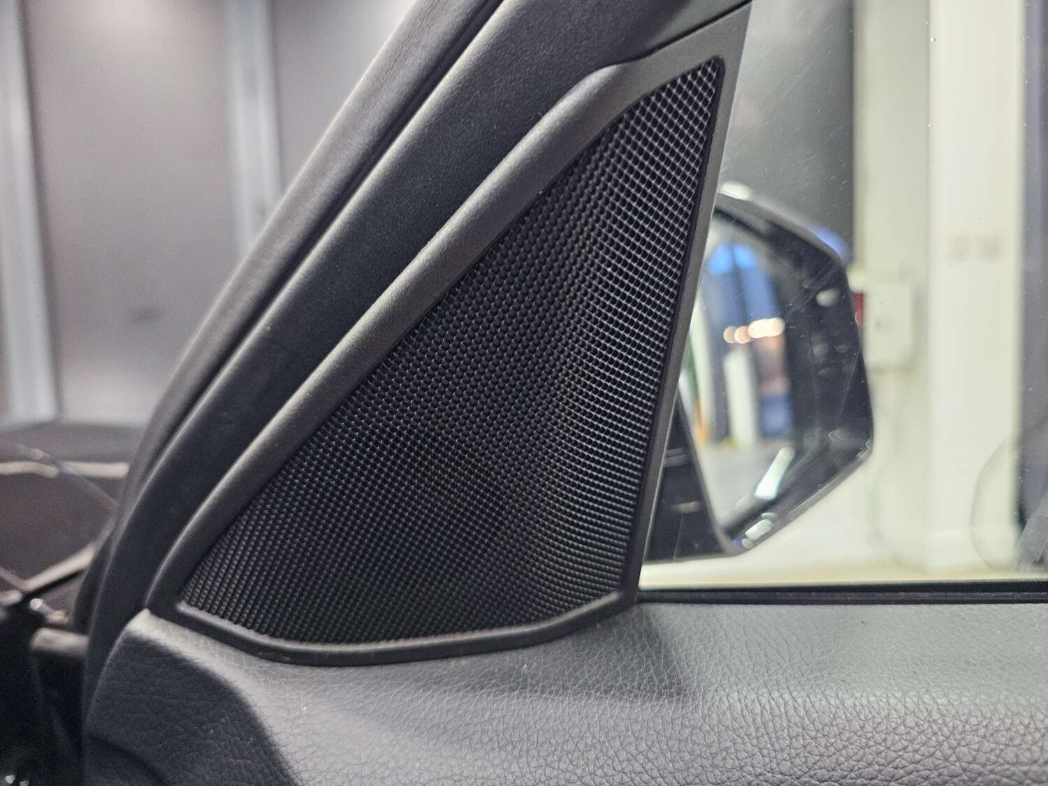 Used Mercedes-Benz E Class 2015 for sale - 77477845: Photo 56