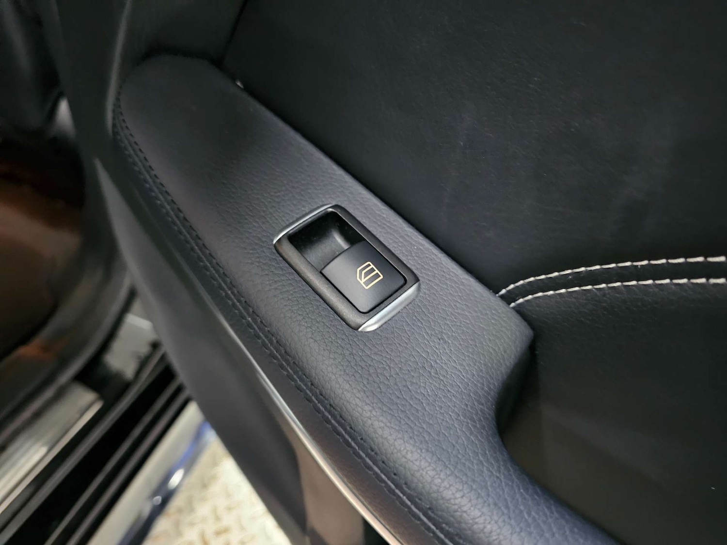 Used Mercedes-Benz E Class 2015 for sale - 77477845: Photo 79