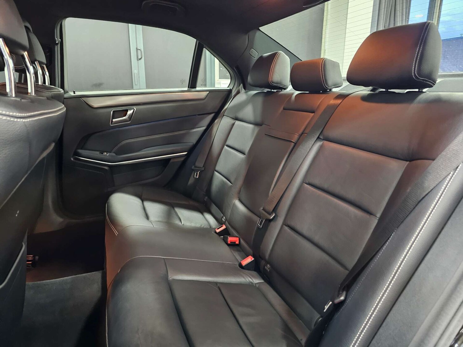 Used Mercedes-Benz E Class 2015 for sale - 77477845: Photo 89