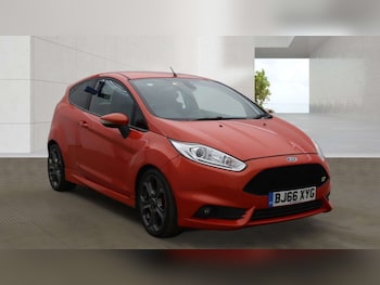 Used Ford Fiesta 2016 for sale - 79502574: Photo