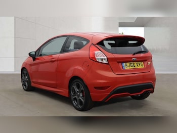 Used Ford Fiesta 2016 for sale - 79502574: Photo