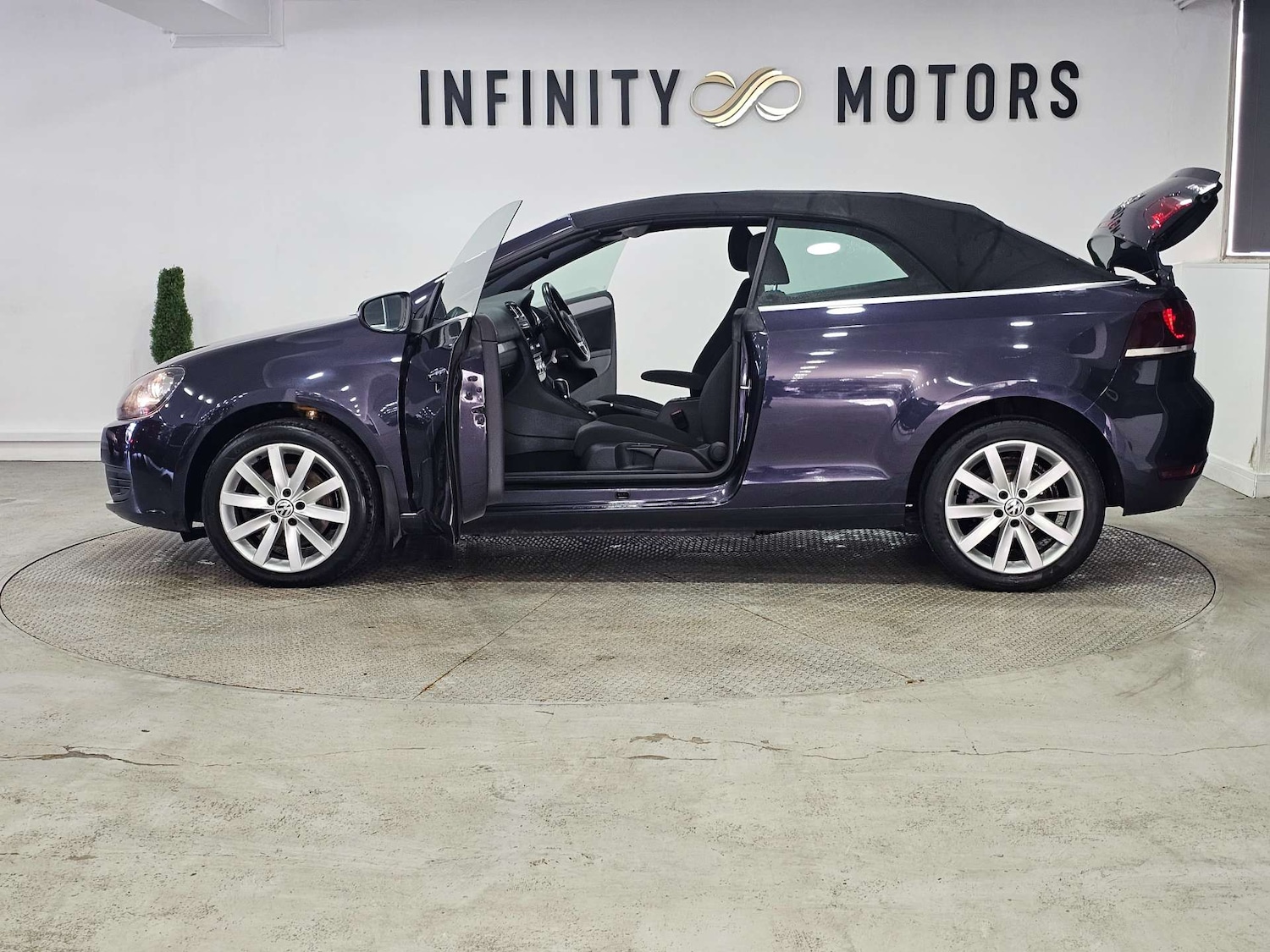 Used Volkswagen Golf 2014 for sale - 77717778: Photo 31