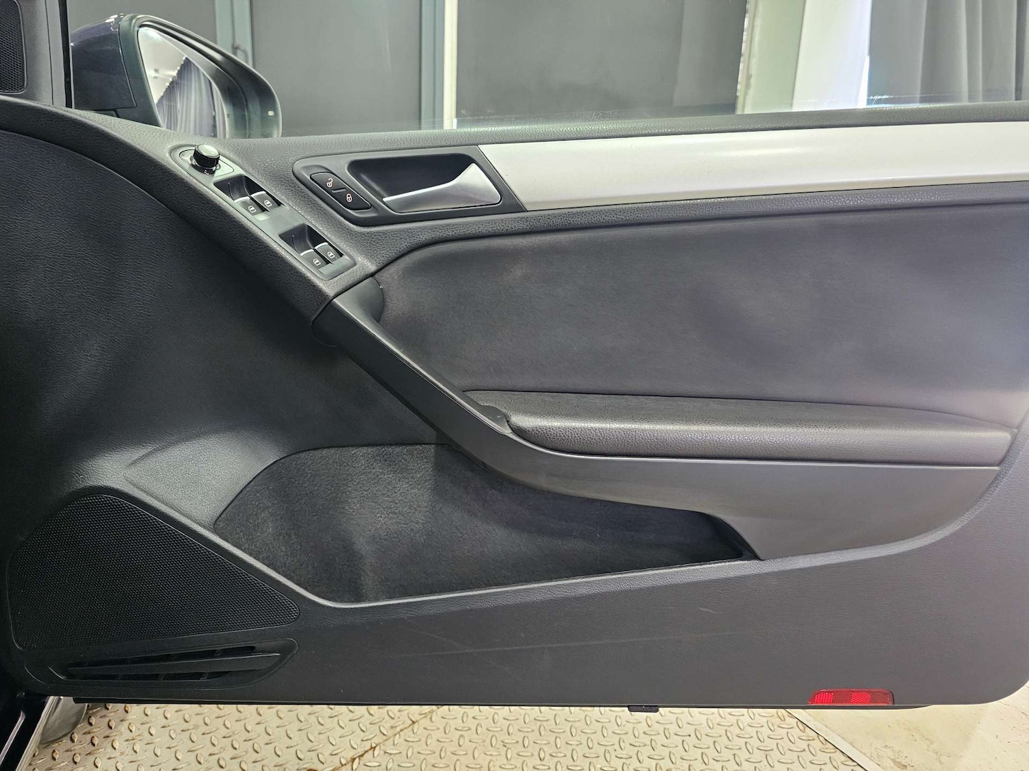 Used Volkswagen Golf 2014 for sale - 77717778: Photo 47