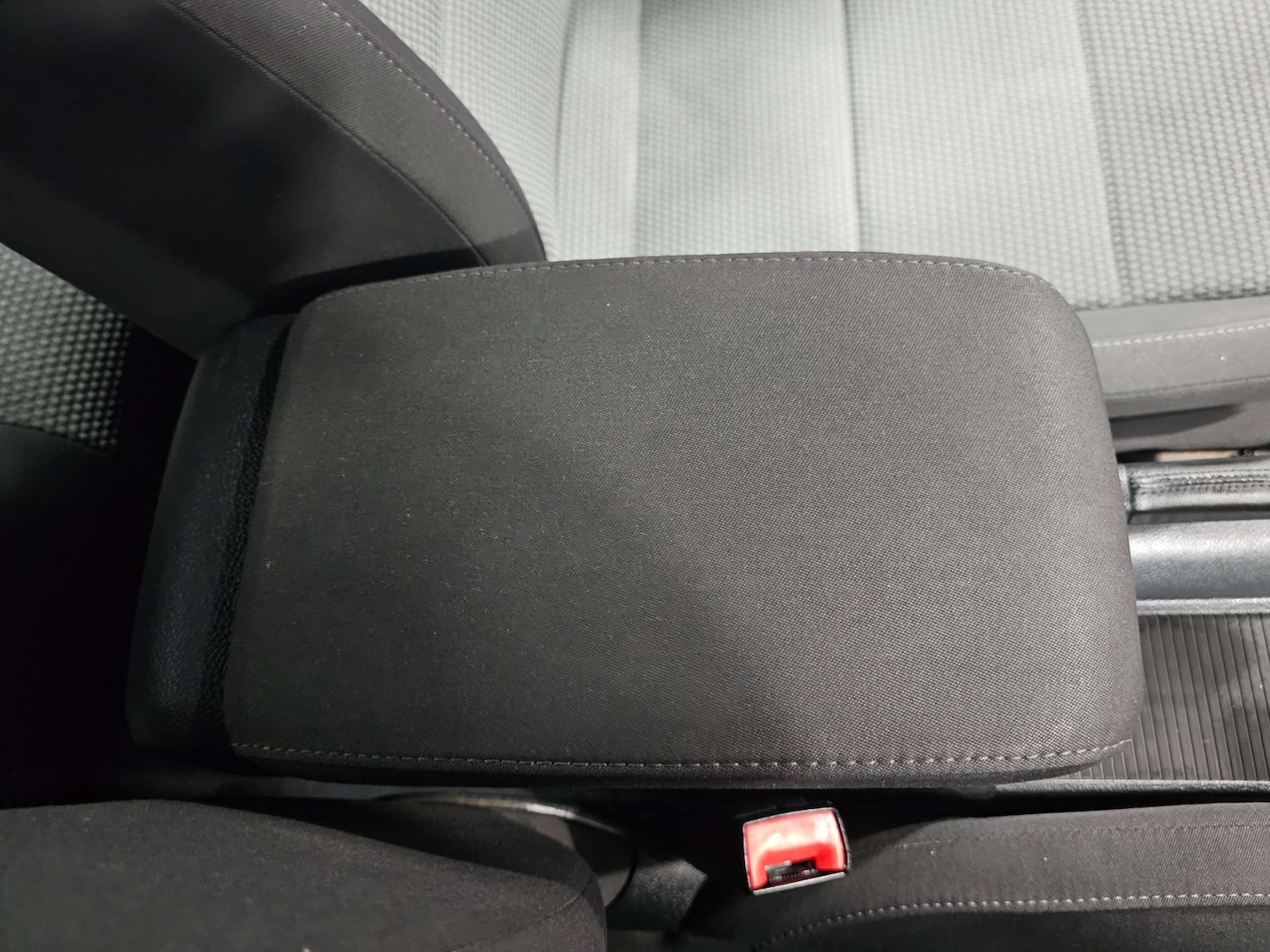 Used Volkswagen Golf 2014 for sale - 77717778: Photo 57