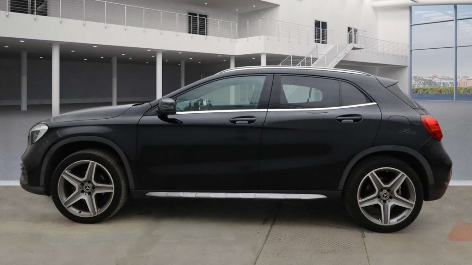 Used Mercedes-Benz GLA 2018 for sale - 77775446: Photo 8