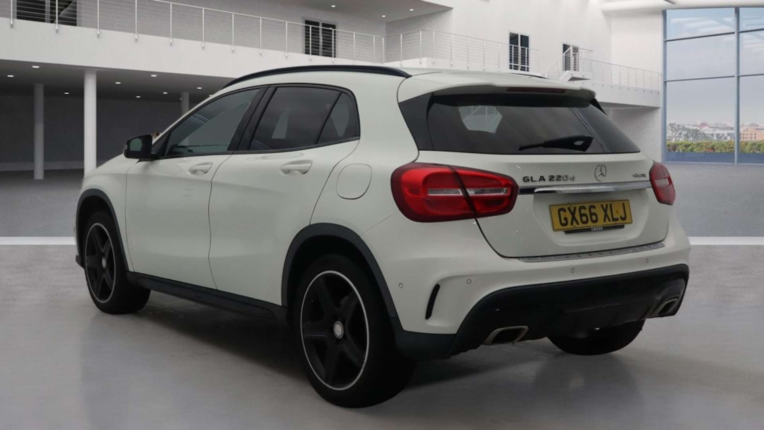 Used Mercedes-Benz GLA 2016 for sale - 77115839: Photo 4