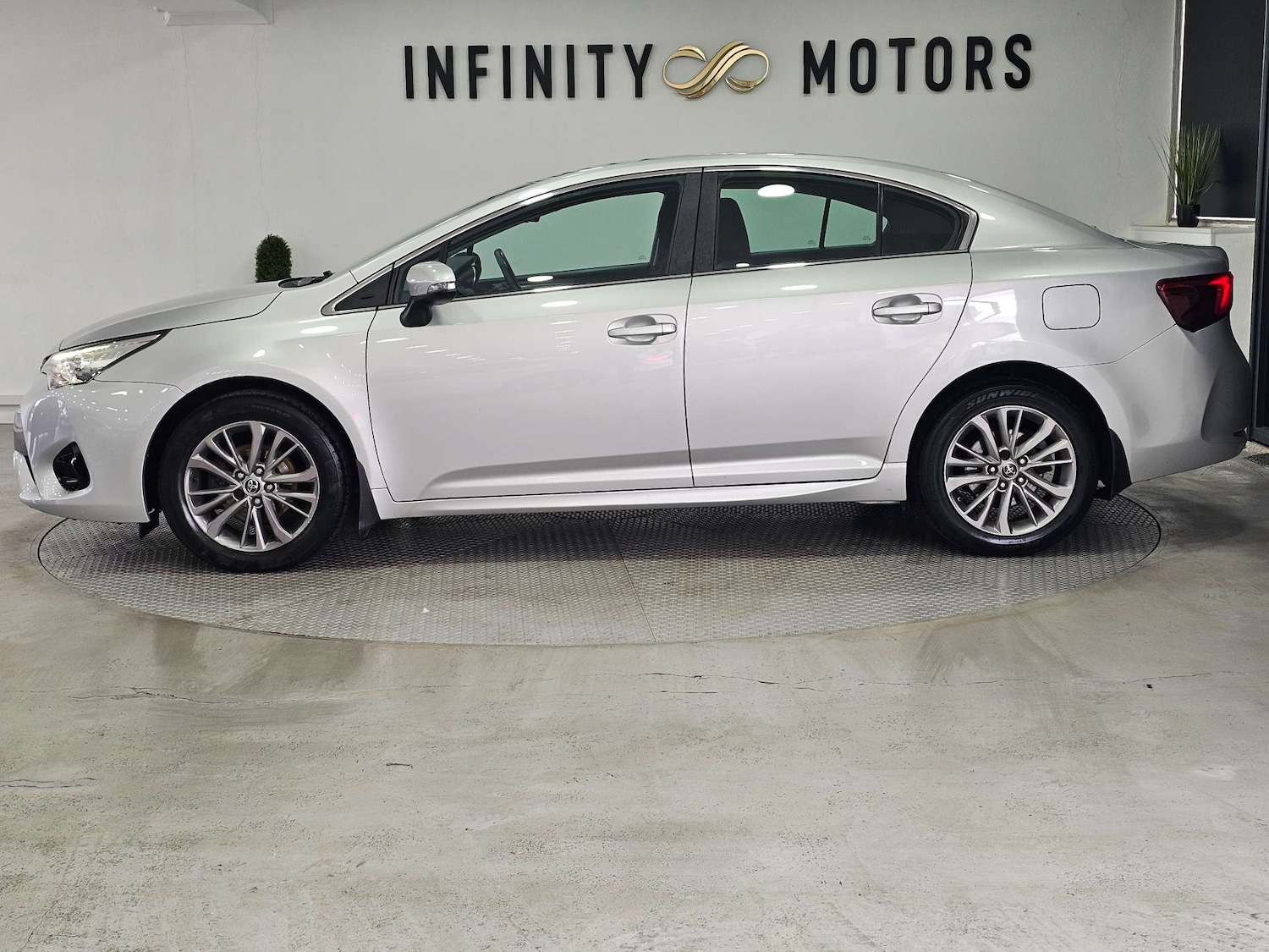 Used Toyota Avensis 2015 for sale - 77417605: Photo 20