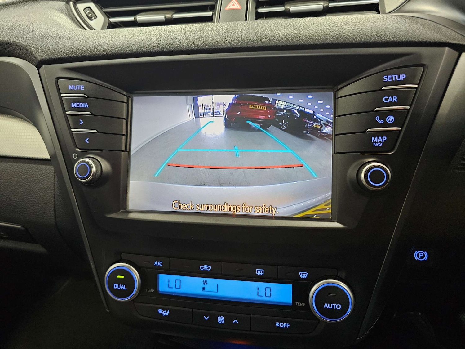 Used Toyota Avensis 2015 for sale - 77417605: Photo 3