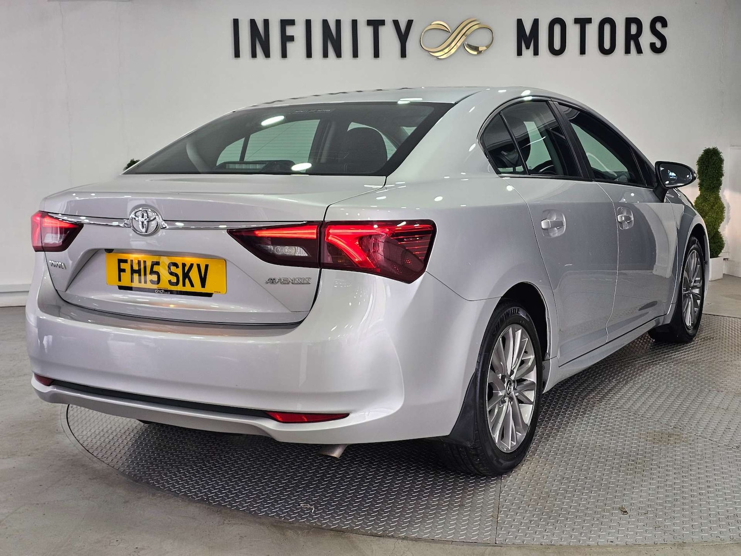 Used Toyota Avensis 2015 for sale - 77417605: Photo 33