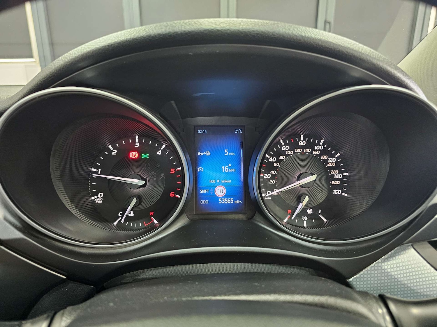 Used Toyota Avensis 2015 for sale - 77417605: Photo 57