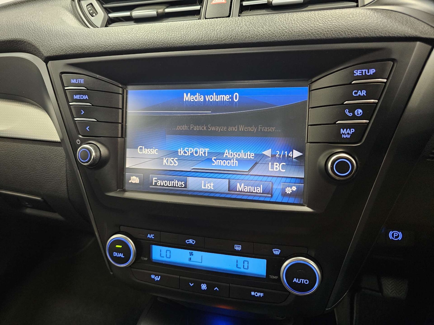 Used Toyota Avensis 2015 for sale - 77417605: Photo 66