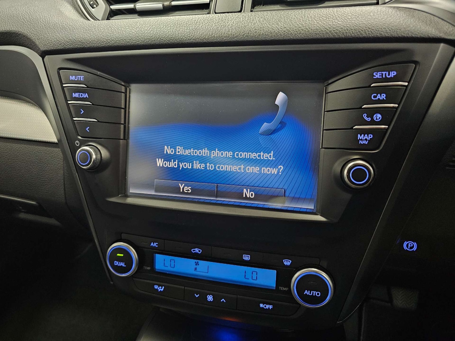 Used Toyota Avensis 2015 for sale - 77417605: Photo 68