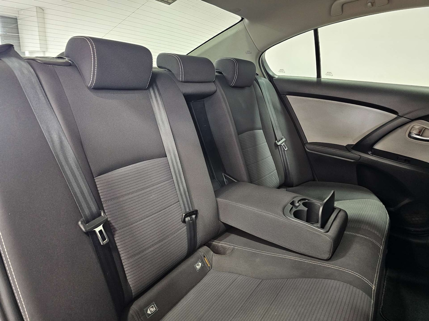 Used Toyota Avensis 2015 for sale - 77417605: Photo 77