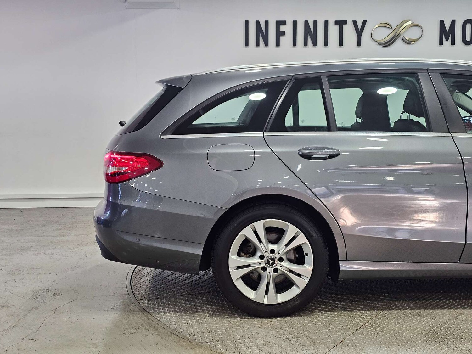 Used Mercedes-Benz C Class 2018 for sale - 76972495: Photo 37