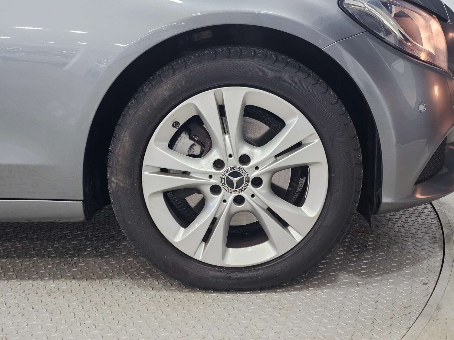 Used Mercedes-Benz C Class 2018 for sale - 76972495: Photo 41