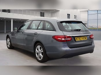 Used Mercedes-Benz C Class 2018 for sale - 76972495: Photo