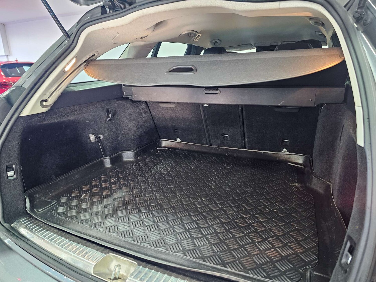 Used Mercedes-Benz C Class 2018 for sale - 76972495: Photo 51