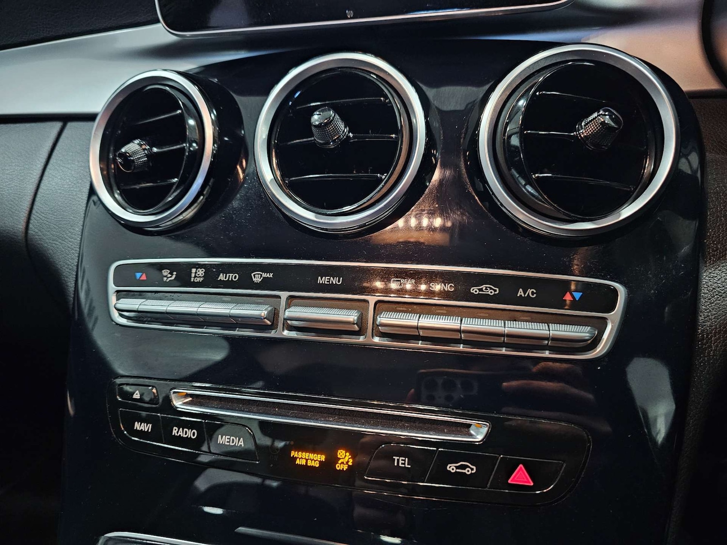 Used Mercedes-Benz C Class 2018 for sale - 76972495: Photo 67