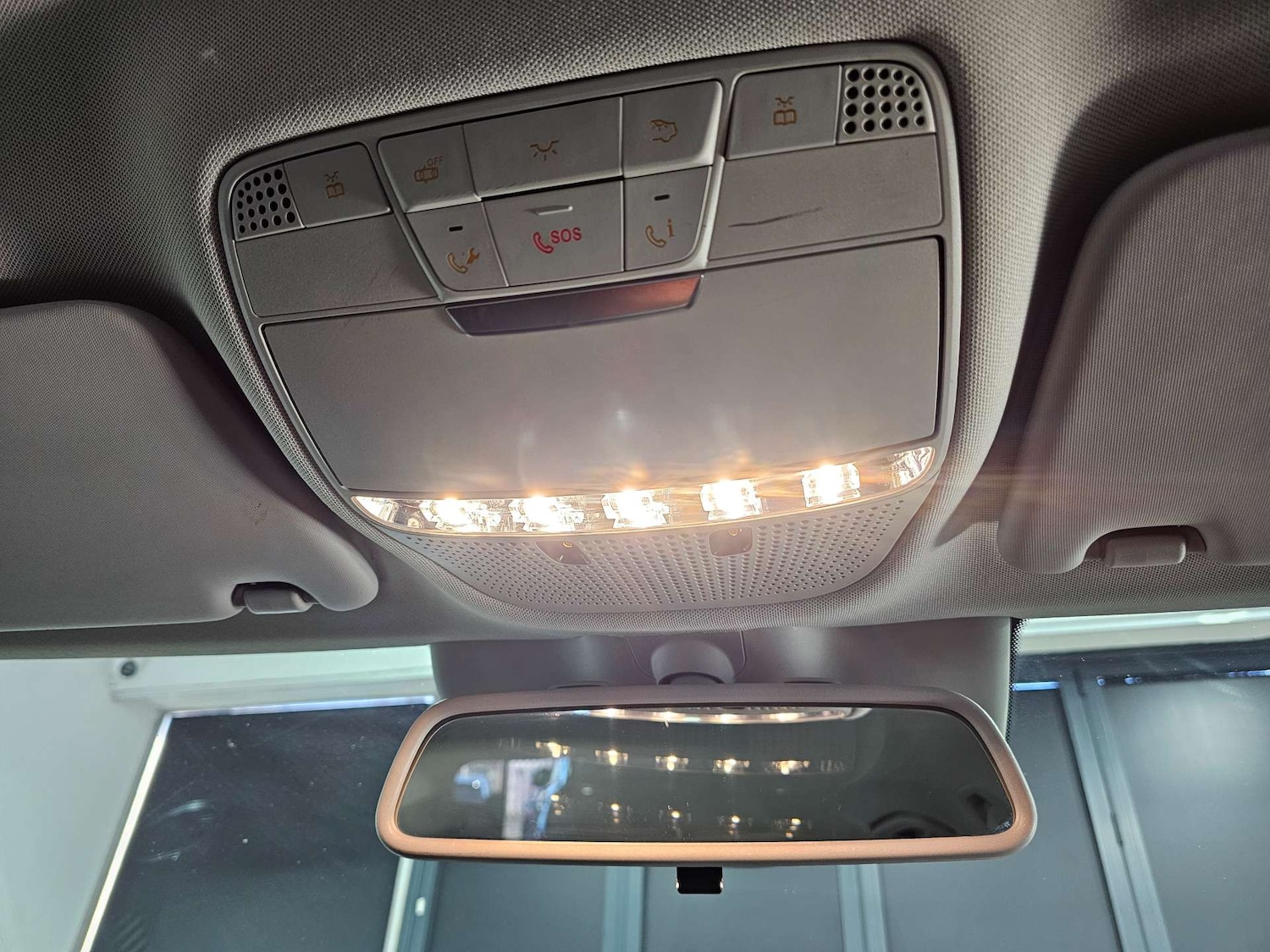 Used Mercedes-Benz C Class 2018 for sale - 76972495: Photo 73