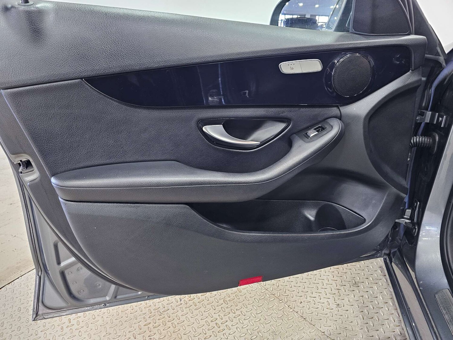 Used Mercedes-Benz C Class 2018 for sale - 76972495: Photo 91