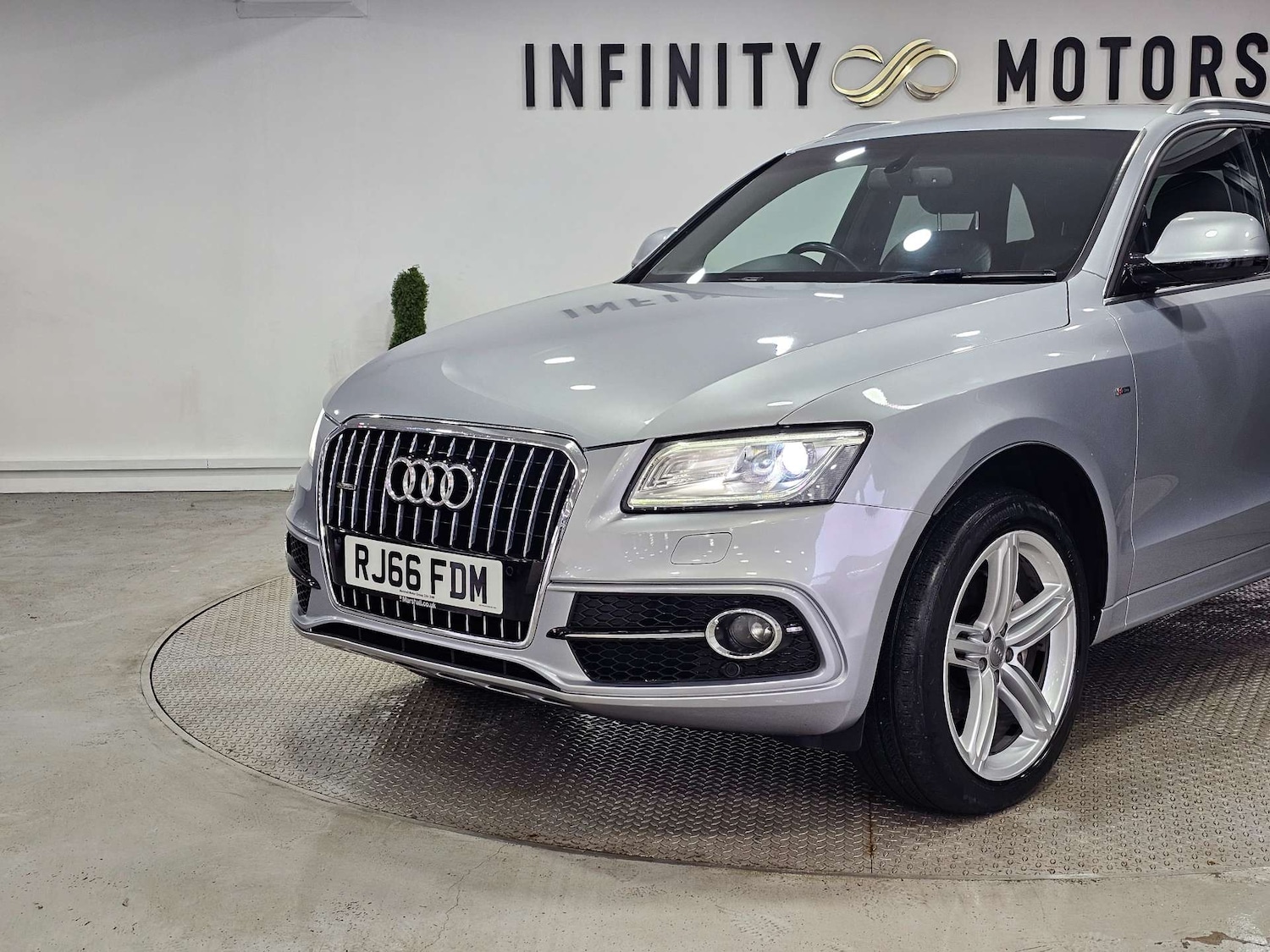 Used Audi Q5 2016 for sale - 77681275: Photo 14