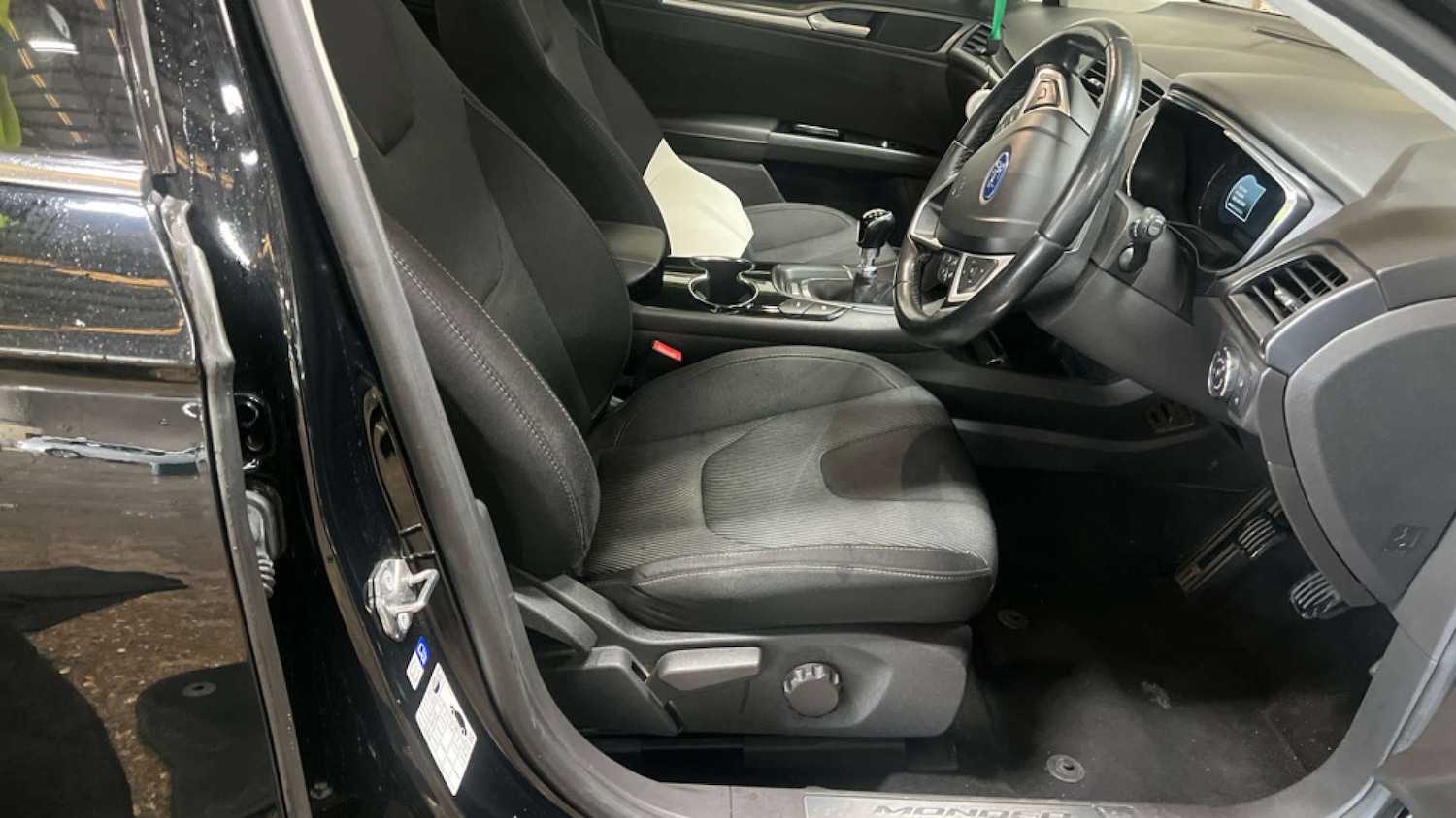 Used Ford Mondeo 2017 for sale - 77022392: Photo 11