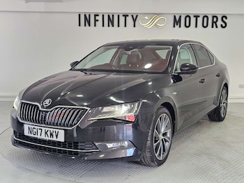 Used Skoda Superb 2017 for sale - 79470714: Photo