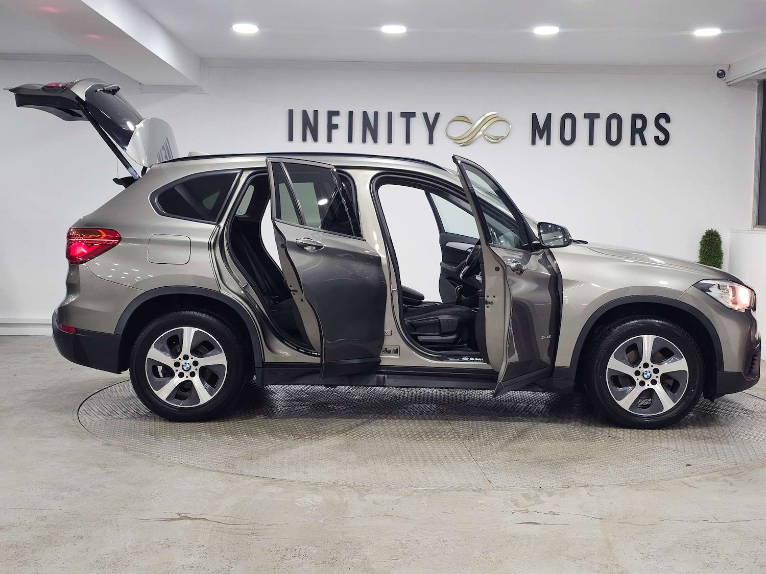 Used BMW X1 2017 for sale - 77249284: Photo 42