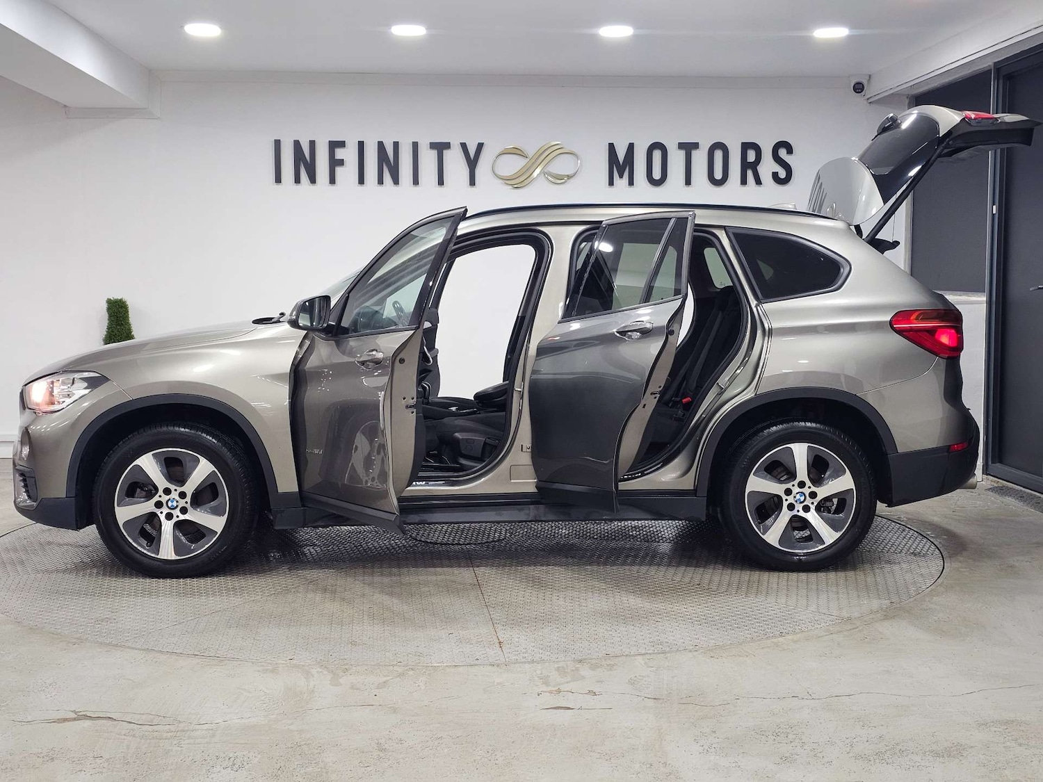 Used BMW X1 2017 for sale - 77249284: Photo 46