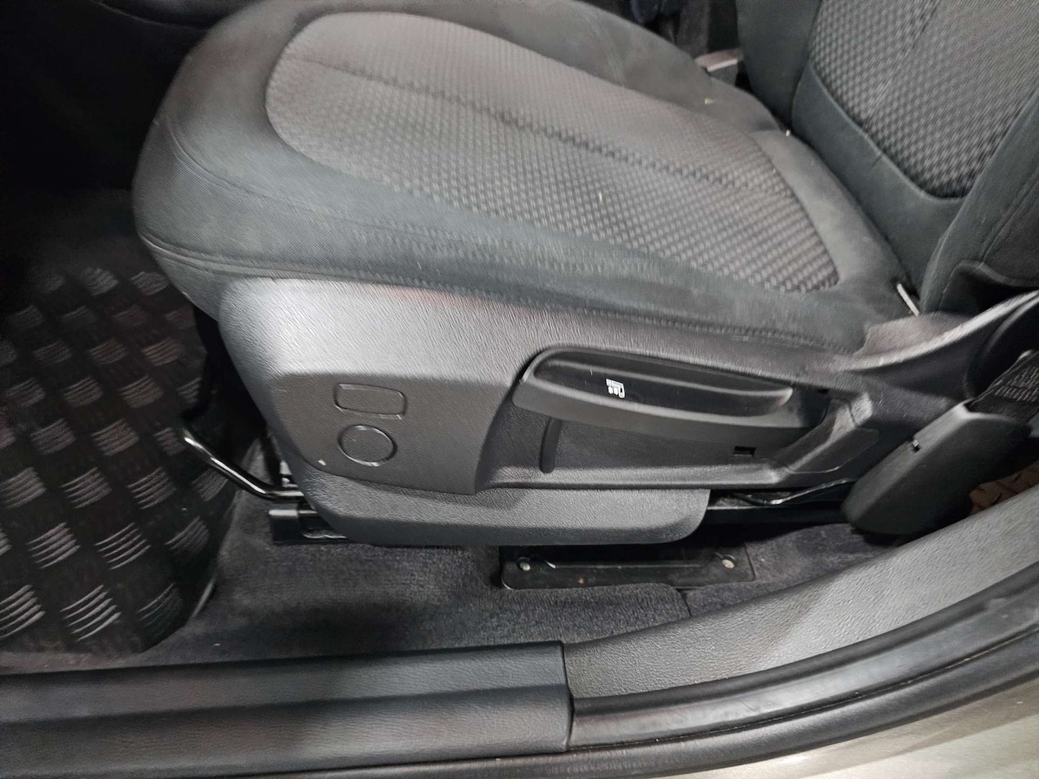 Used BMW X1 2017 for sale - 77249284: Photo 95