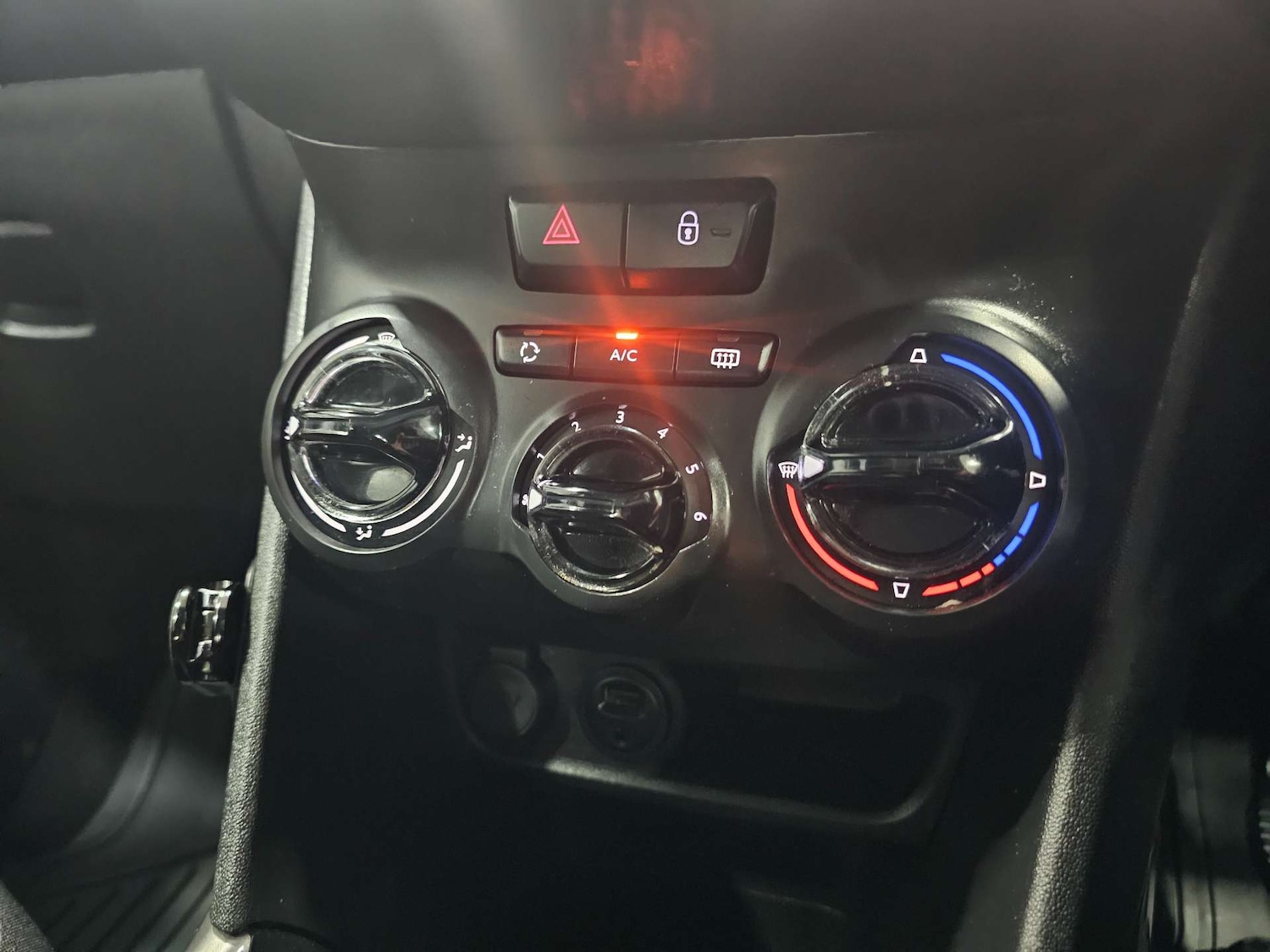 Used Peugeot 2008 2018 for sale - 77310990: Photo 15