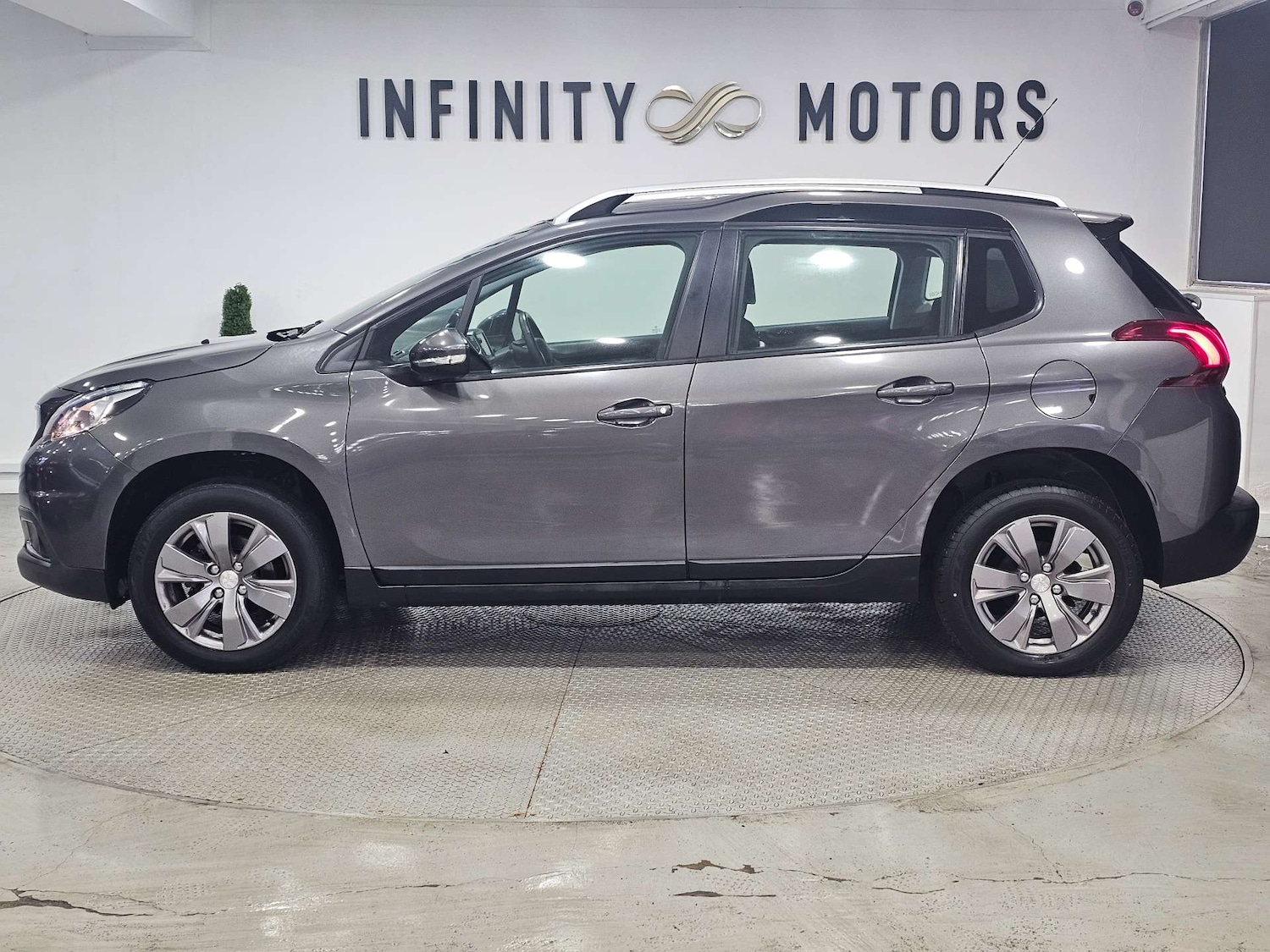 Used Peugeot 2008 2018 for sale - 77310990: Photo 33