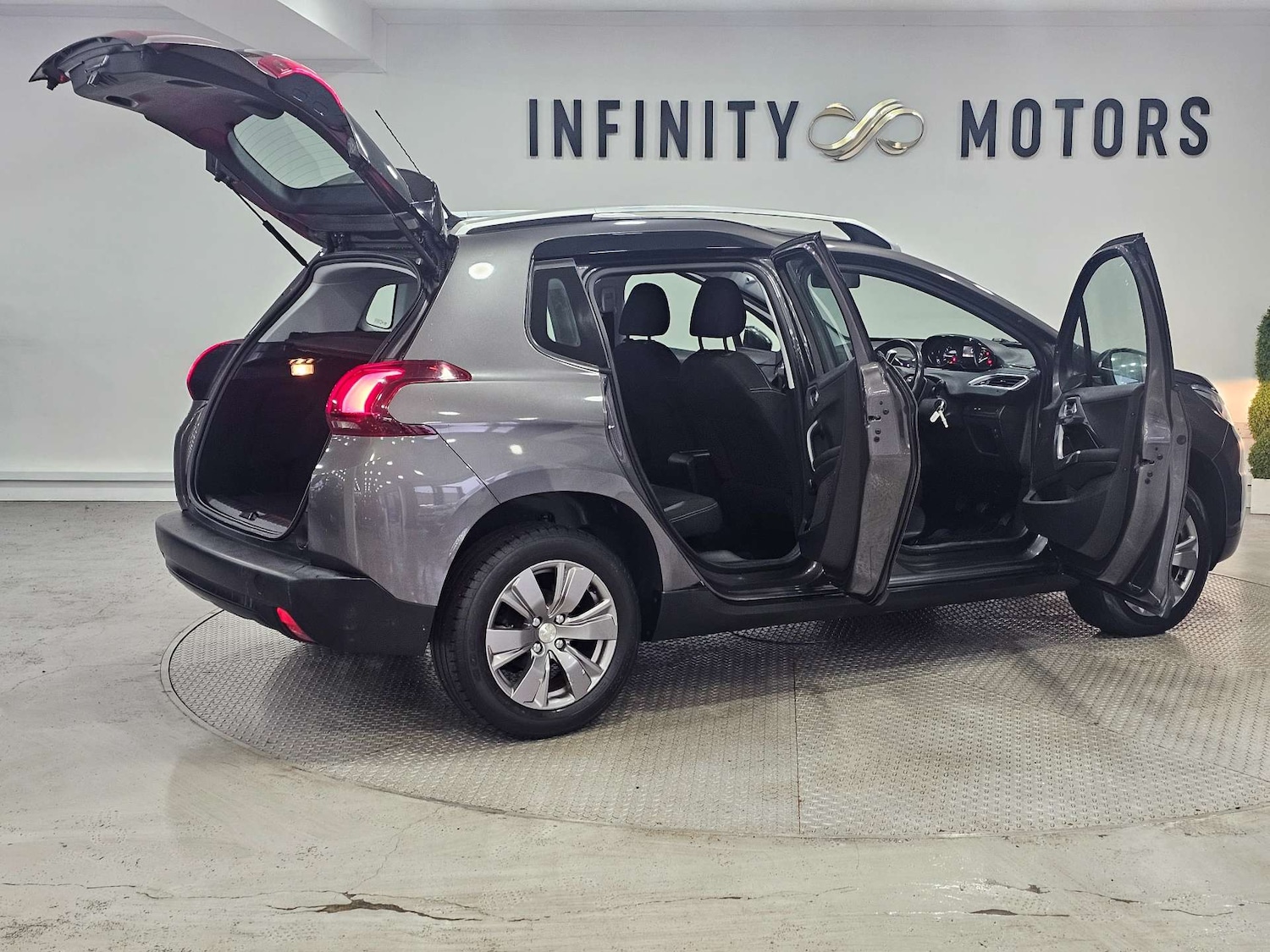 Used Peugeot 2008 2018 for sale - 77310990: Photo 44