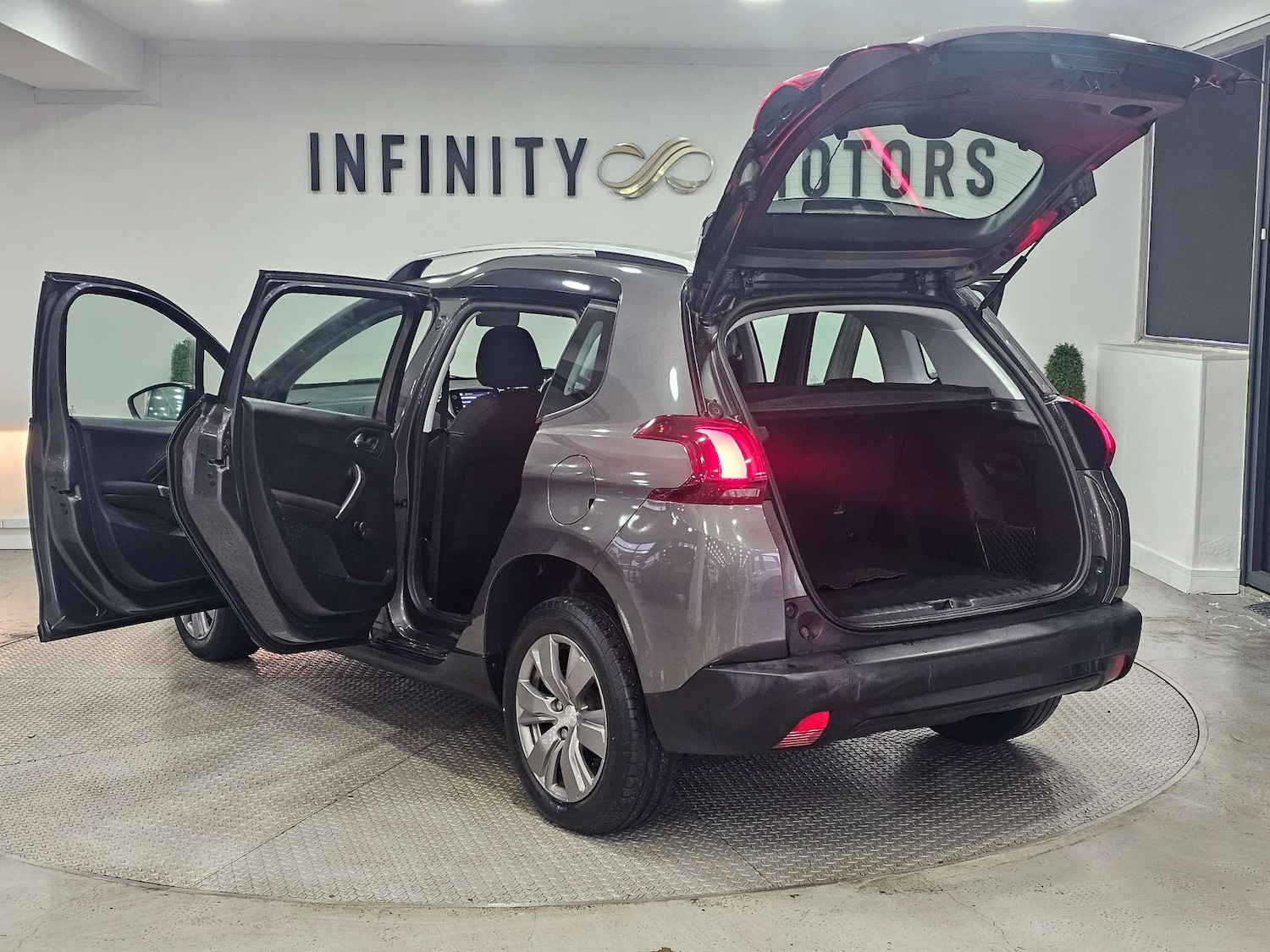 Used Peugeot 2008 2018 for sale - 77310990: Photo 46