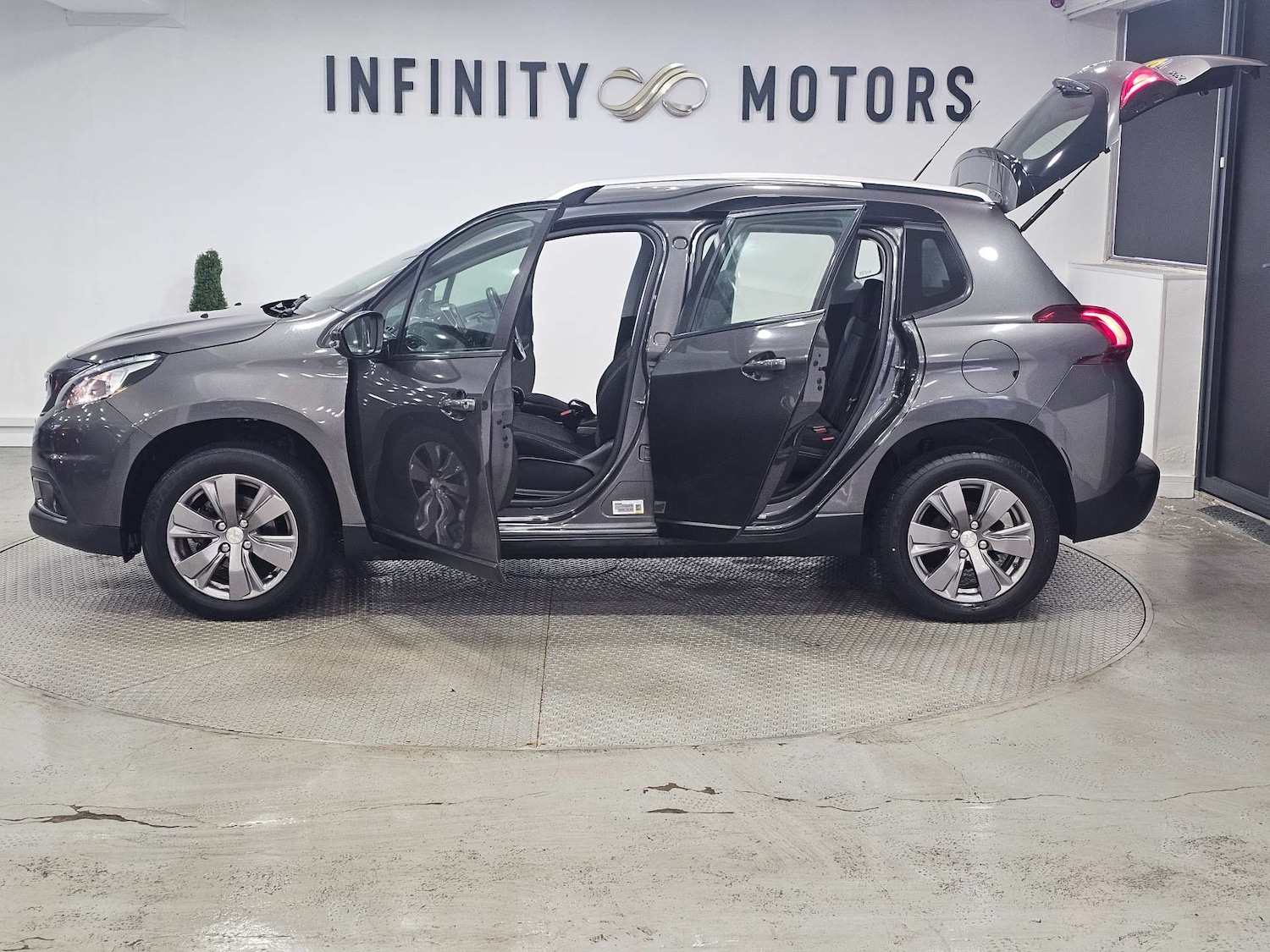 Used Peugeot 2008 2018 for sale - 77310990: Photo 47