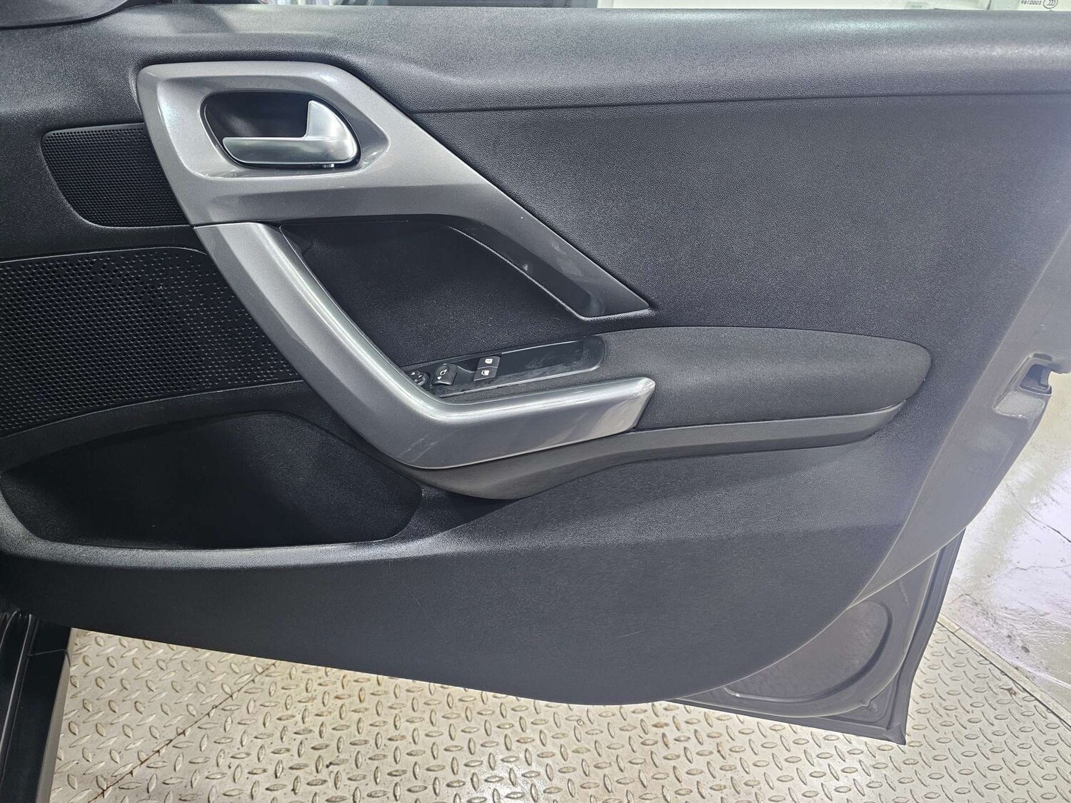 Used Peugeot 2008 2018 for sale - 77310990: Photo 49